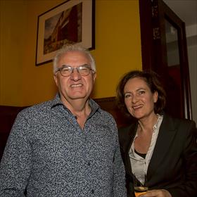 Trotse mede-sponsor Erik van Doorn, eigenaar van Broese Boekverkopers (Utrecht) en Nathalie Doruijter.